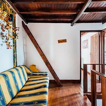 Casa 10 Janelas At Casa de Férias Monsanto