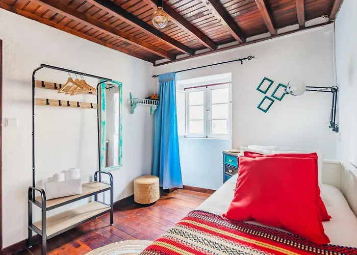 Casa 10 Janelas At * Monsanto